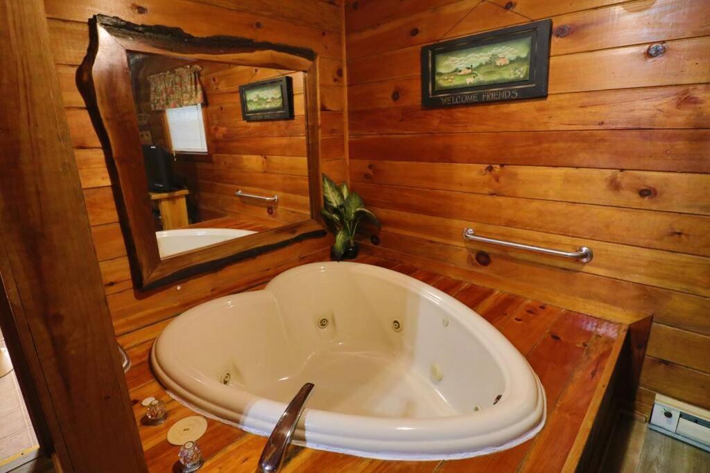 Alpine Mountain Sweetheart Cabin Jacuzzi #6 Гелен Екстер'єр фото